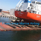 नाव पोंटून ट्यूब समुद्री रबड़ जहाज कैसॉन फ़्लोटिंग के लिए एयरबैग लॉन्च कर रहा है
