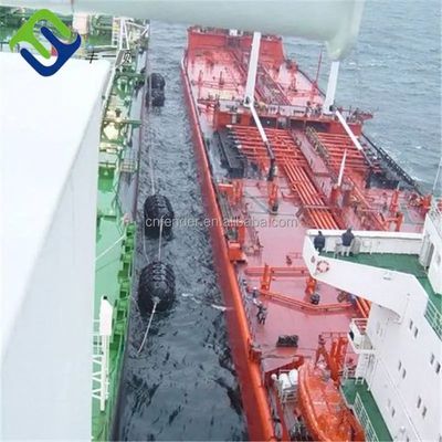 6-10 वर्ष जीवनकाल समुद्री के लिए 0.6-9 मीटर की लंबाई के साथ inflatable Pneumatic Rubber Fender
